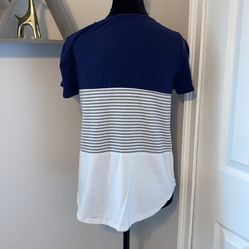Shein Ladies Tunic in navy with gray stripes, Size Small EUC gently worn - Picture 6 of 7